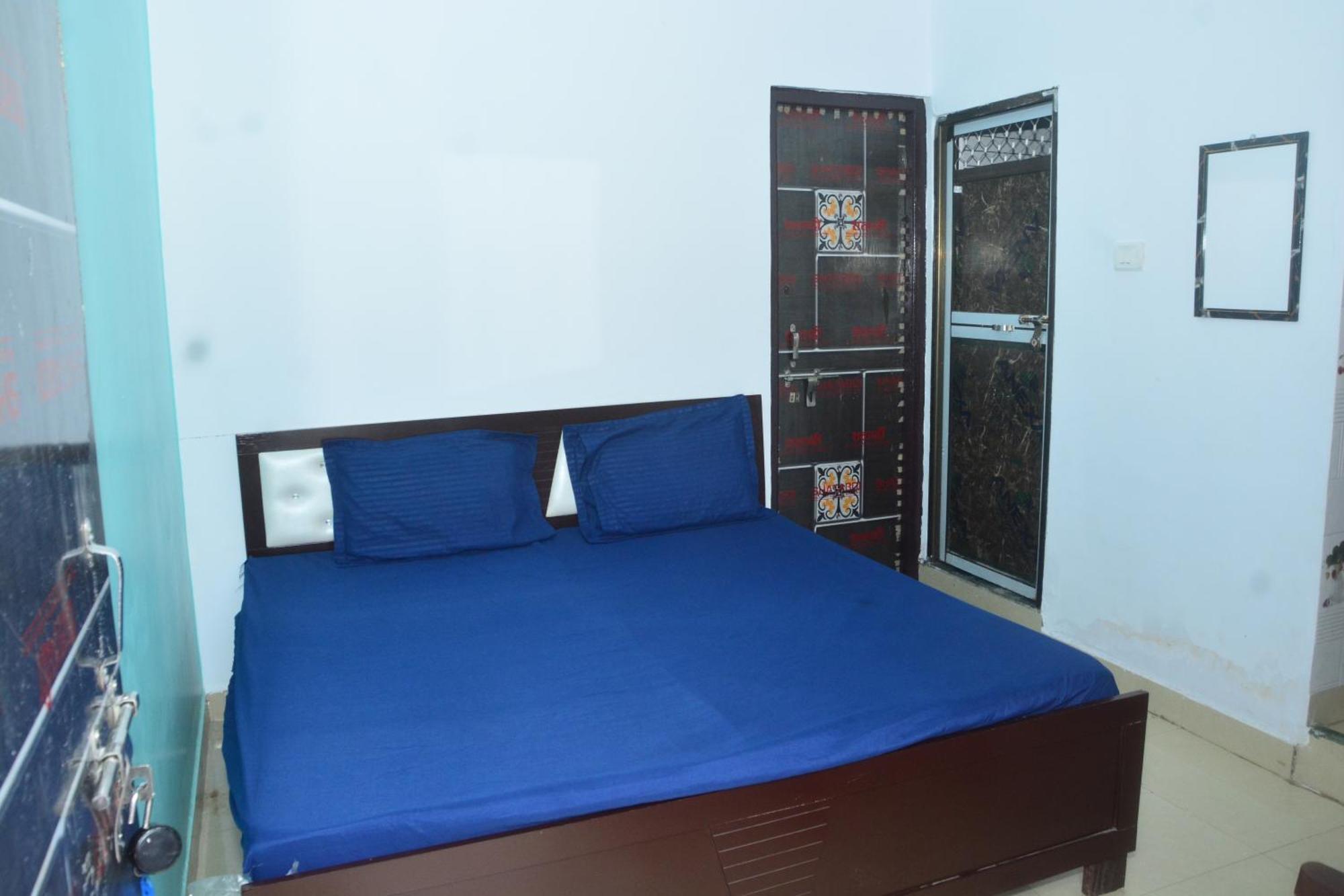 Hotel Chandrasha Villa Ayodhya Dham Ram Mandir 600 Meter Εξωτερικό φωτογραφία
