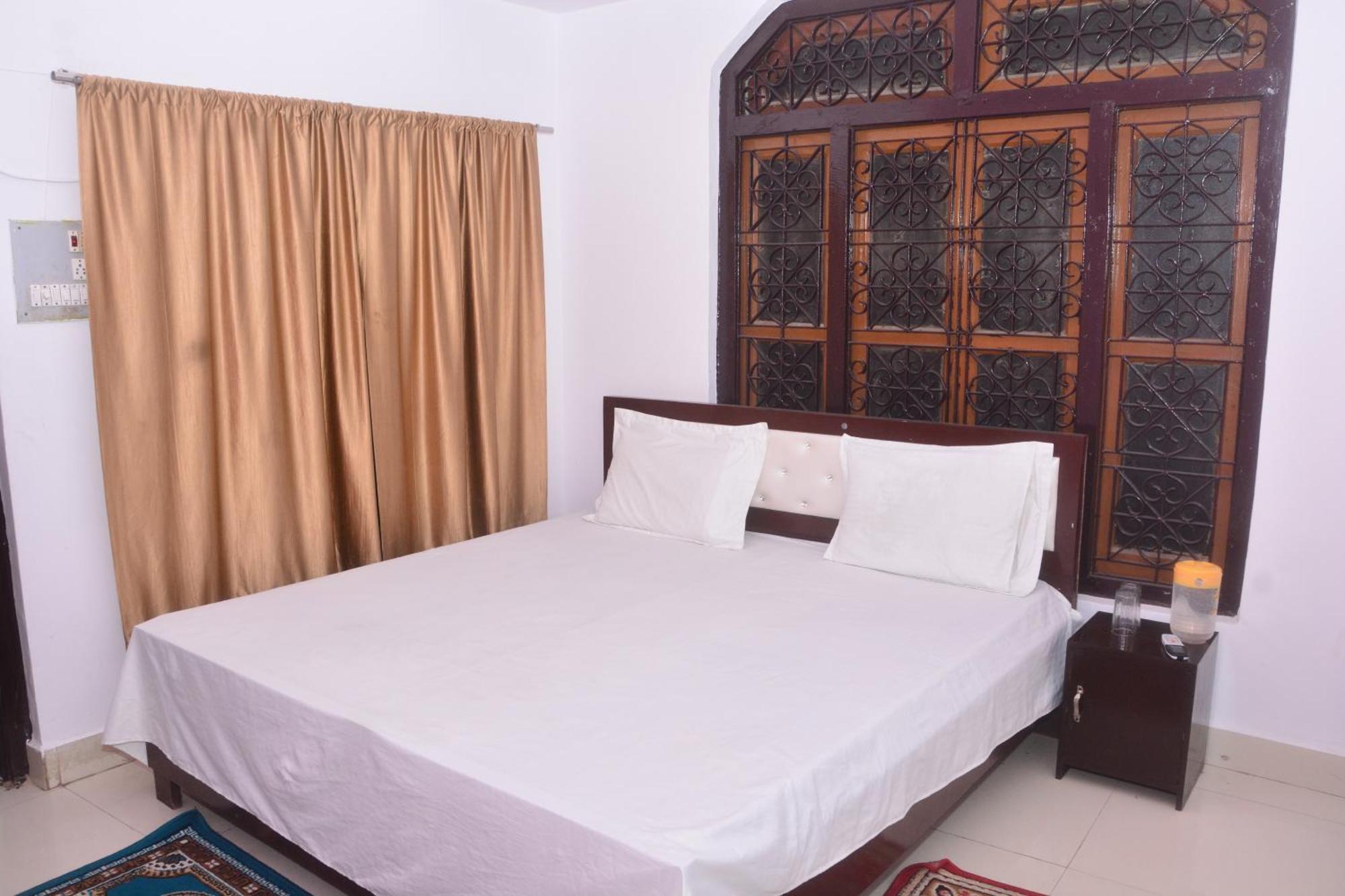Hotel Chandrasha Villa Ayodhya Dham Ram Mandir 600 Meter Εξωτερικό φωτογραφία